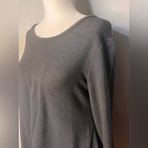 NWOT LOGO Womans Long Sleeved Gray Tunic!!